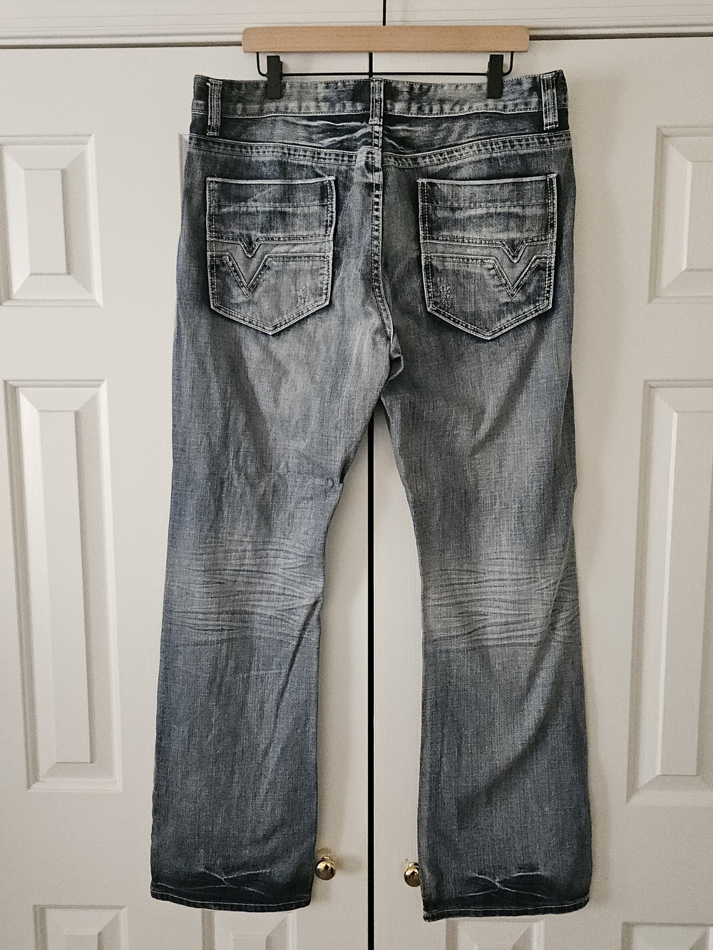INC International Concepts  Men's Copenhagen Bootcut Jeans Medium Wash. 36x32